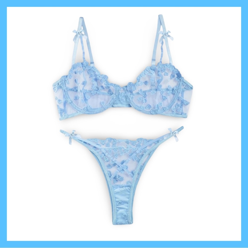 NWOT Elegant Light Blue Lace Lingerie Set — Matching Bra & Underwear